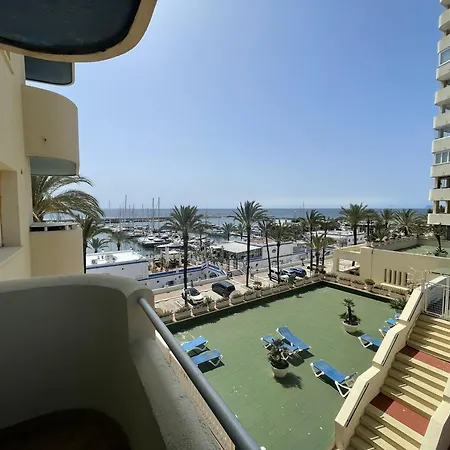 アパート Intermobiliaria - Puerto Paraiso 42d エステポナ