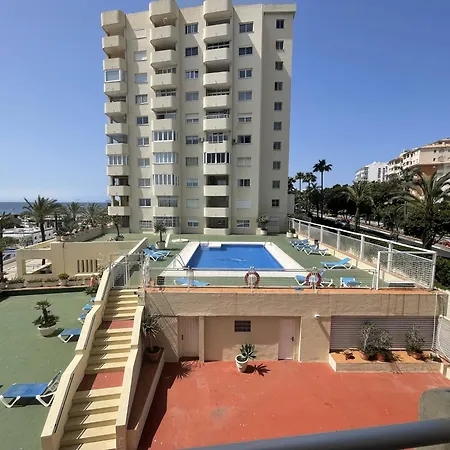 Intermobiliaria - Puerto Paraiso 42d * エステポナ
